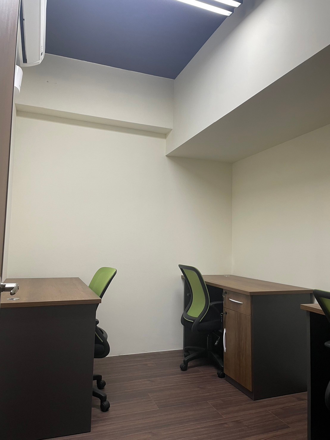 s_office04